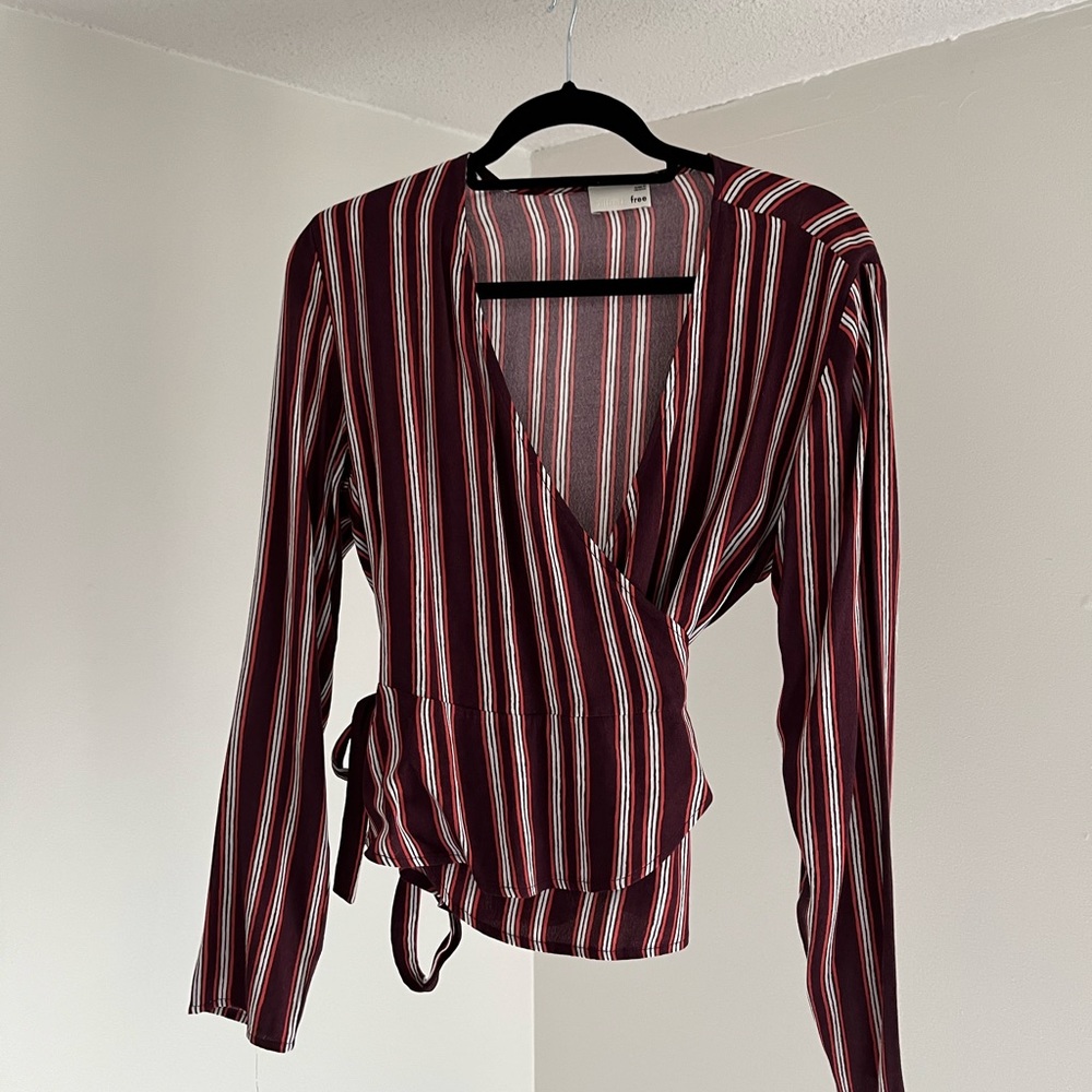 Aritzia Wilfred Wrap Top
